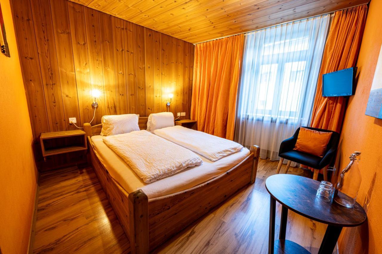 Curuna Hotel-Garni B&B Scuol Εξωτερικό φωτογραφία