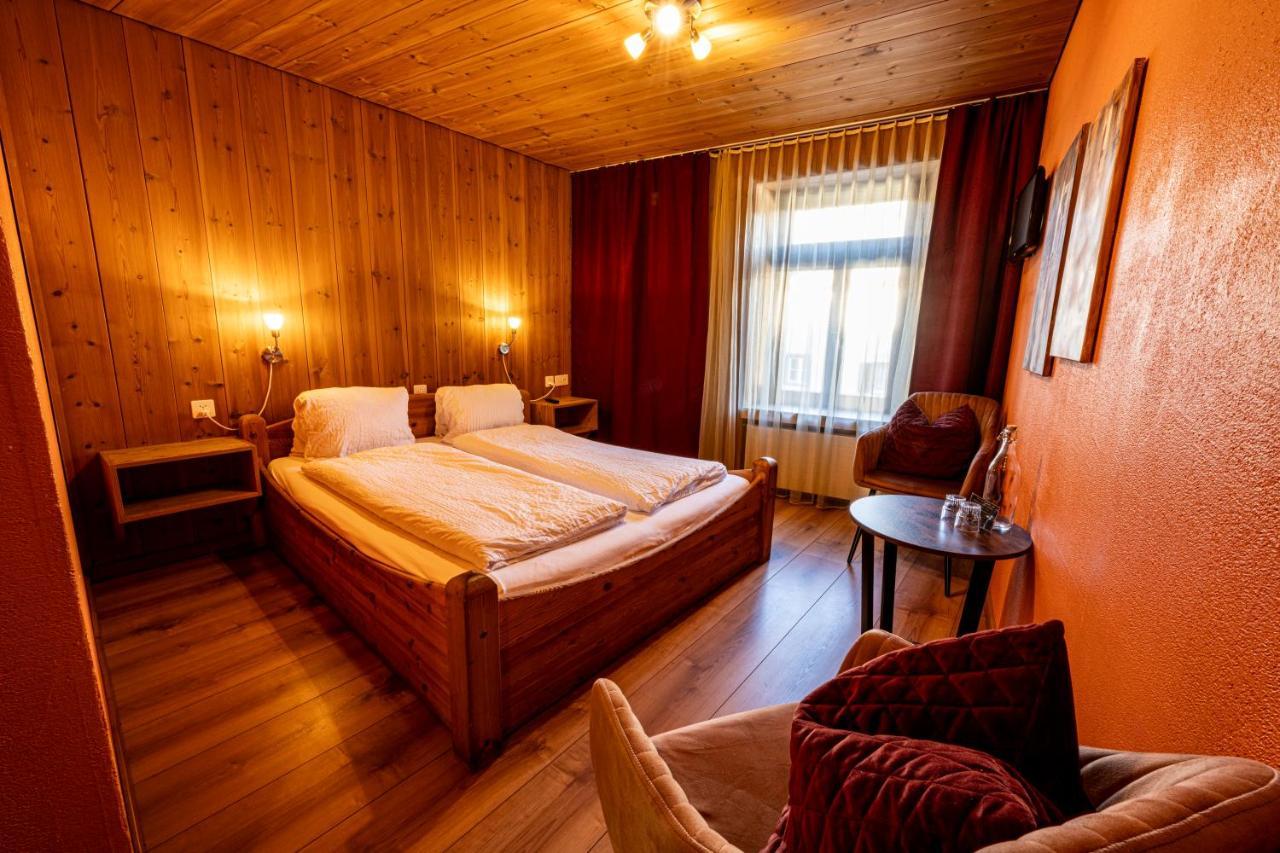 Curuna Hotel-Garni B&B Scuol Εξωτερικό φωτογραφία